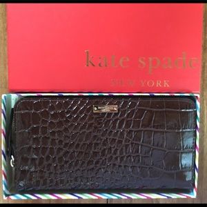 NWT Kate Spade Zip Wallet